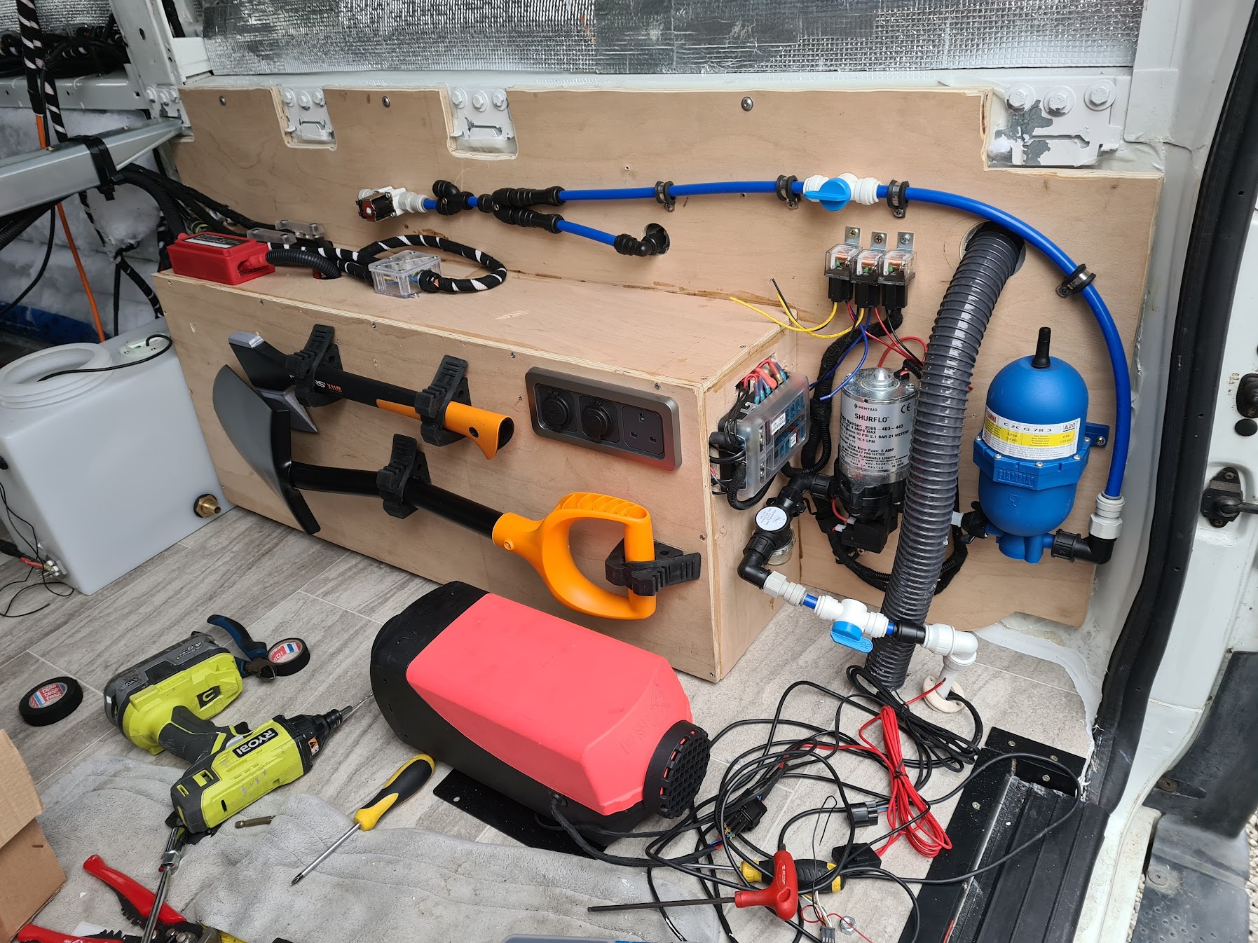 Encanamento & Sistema de Água